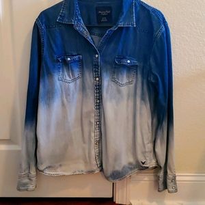 American Eagle bleached Jean top
